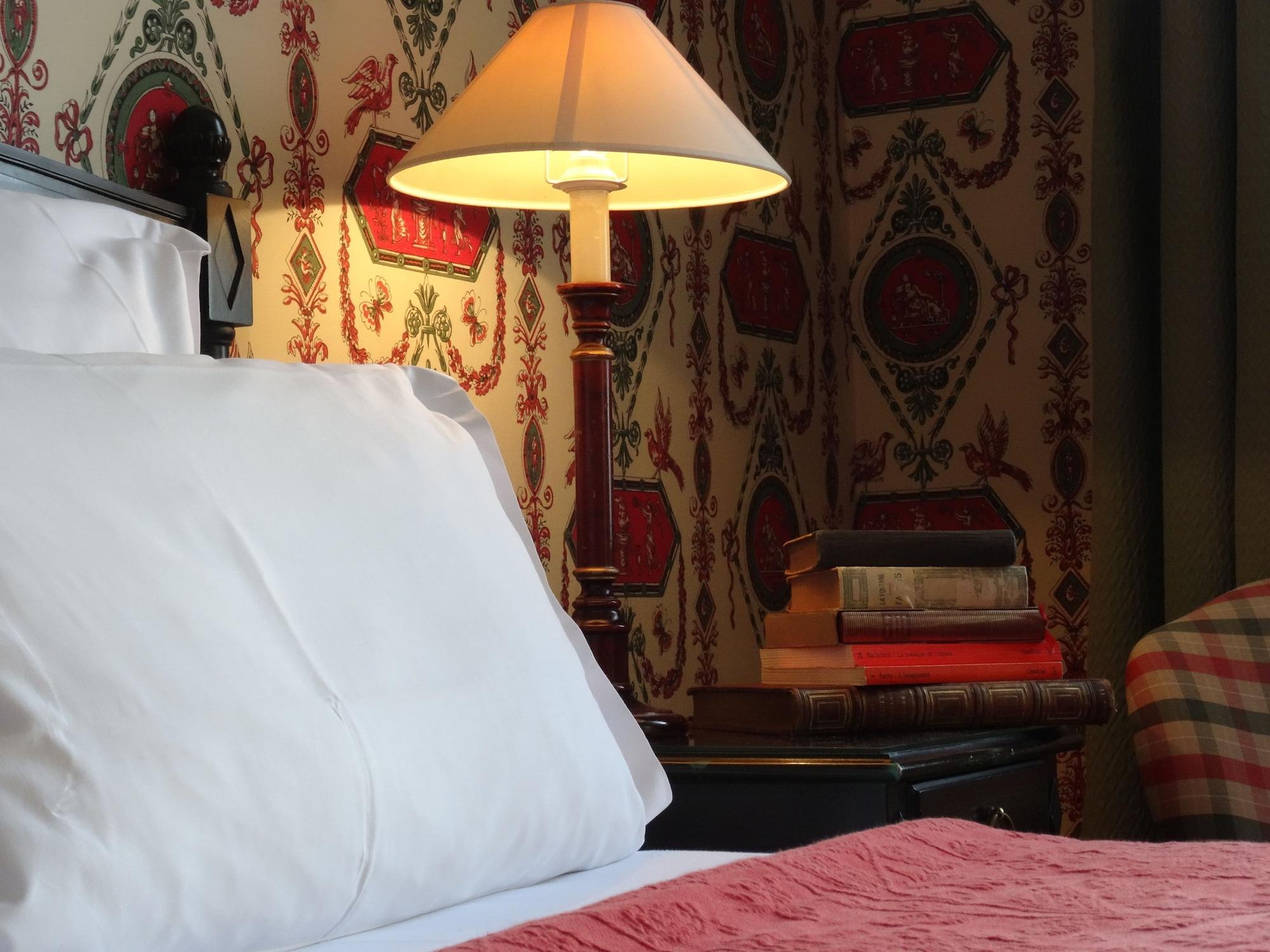 Hotel Du Prince De Conti Париж Екстериор снимка